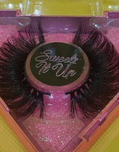 Load image into Gallery viewer, Empress Lashes
